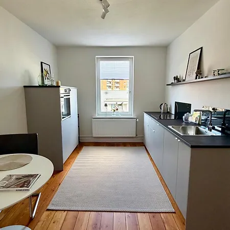 Sanierte 2 Zi Altbau-whg Nahe Wakenitz Lübeck