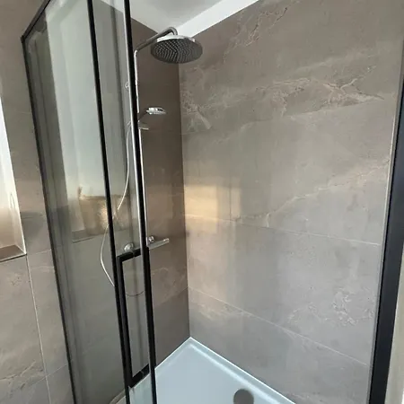 Lägenhet Sanierte 2 Zi Altbau-whg Nahe Wakenitz Lübeck