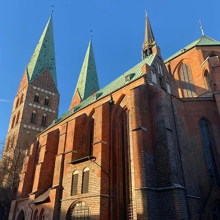 Sanierte 2 Zi Altbau-whg Nahe Wakenitz Lübeck